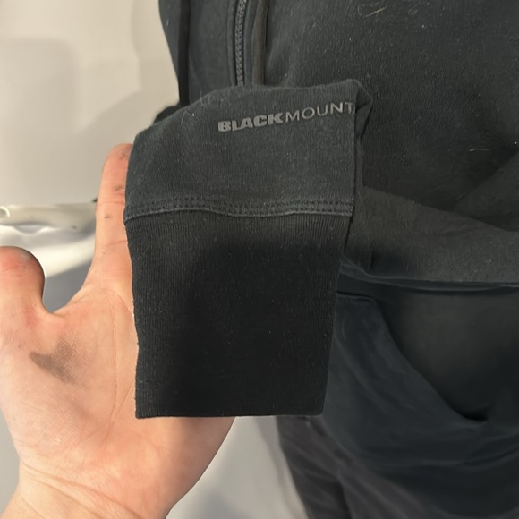 Women’s Black zip up - Picture 3 of 4